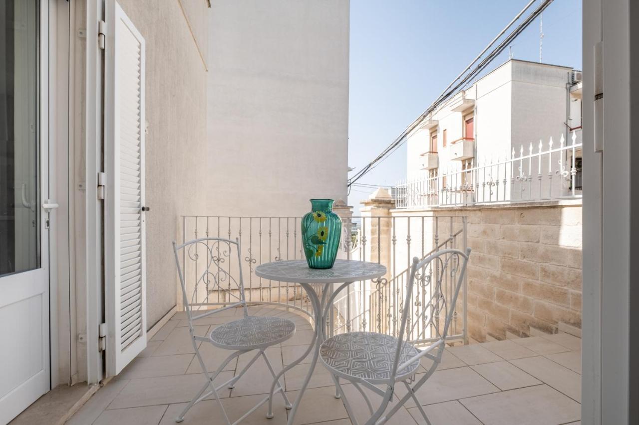 Dimora Lucrezia - Big & Apatment With Parking Apartment Ostuni
